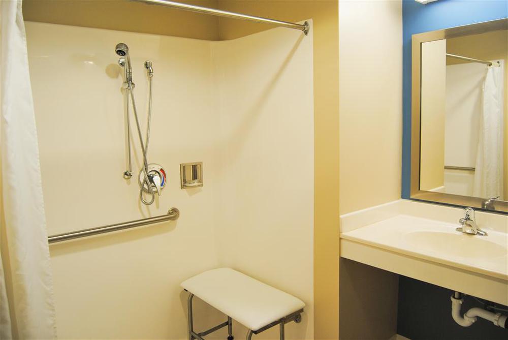 Americas Best Value Inn & Suites St Clairsville Wheeling St. Clairsville Zimmer foto